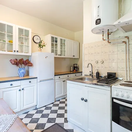 Lovely Nest In Nomme شقة